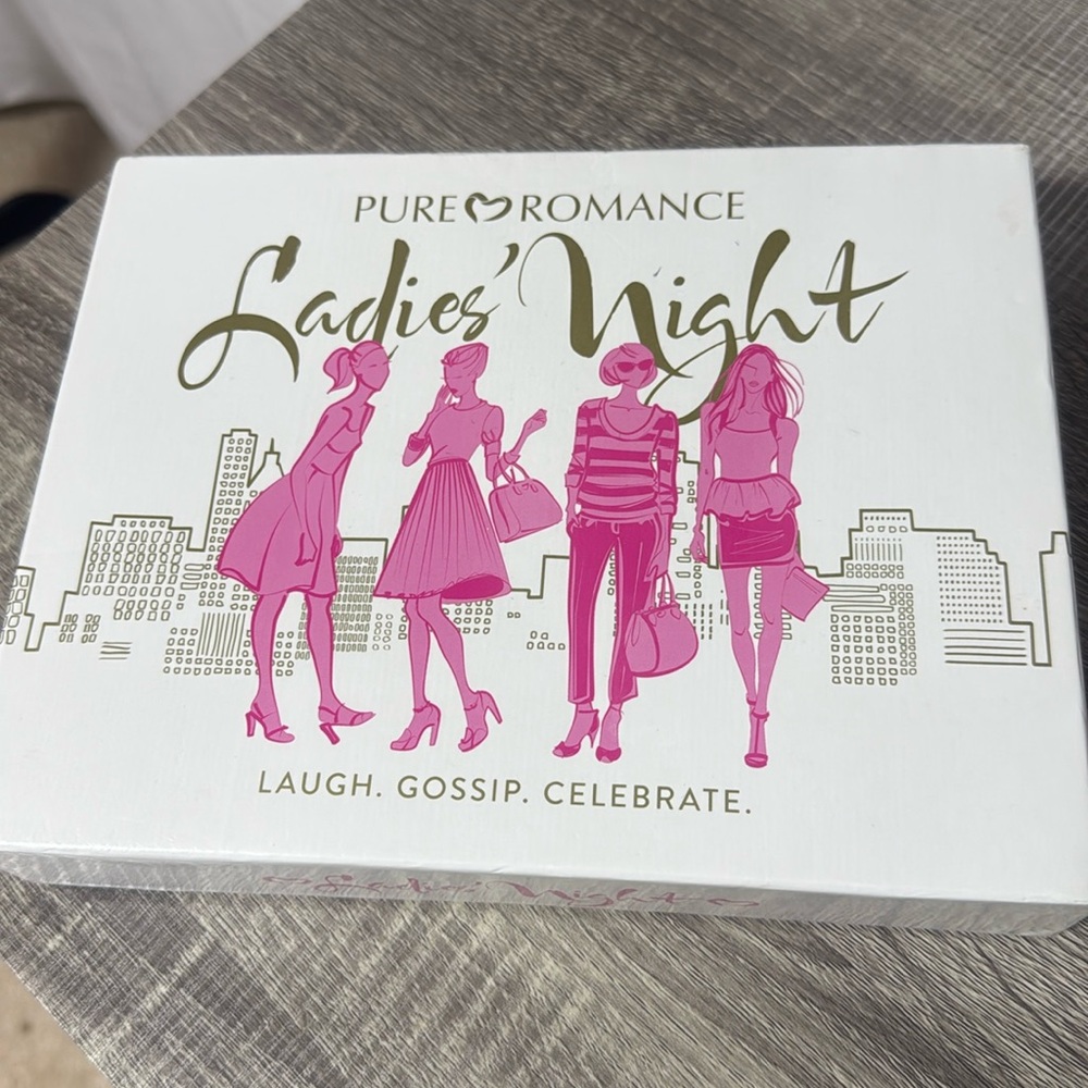 Pure Romance Ladies’ Night Game Laugh. Gossip. Celebrate.